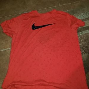 Nike t shirt